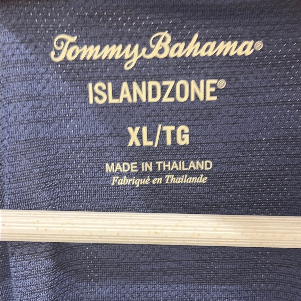 Tommy Bahama Active Quarter Zip Pullover-Men’s XL/TG B/T-Navy Blue